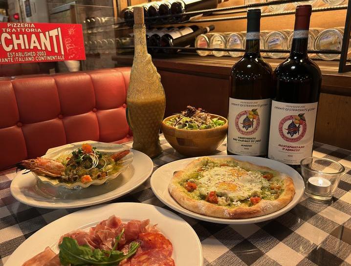 人気のおいしい料理とワインがいっぱい♪