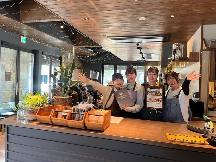 『ツルマガーデン』内のオシャレカフェ♪