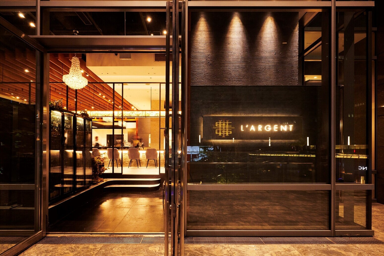 ソムリエ積極採用☆彡