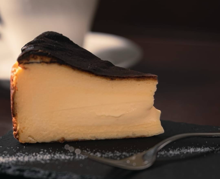 バスクチーズケーキも製造、販売