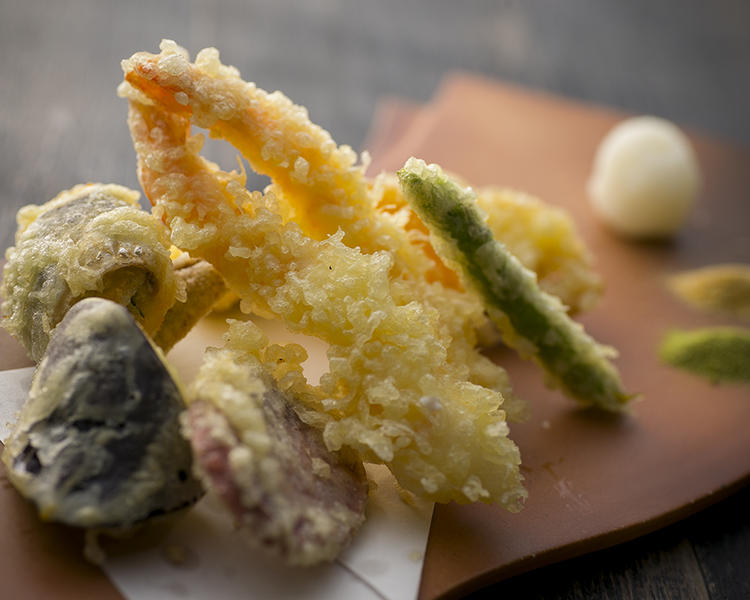 料理の基本を大切に、こだわりの素材で