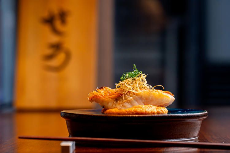 五感を刺激する創作料理をご提供