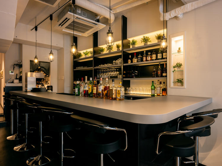 落ち着いた雰囲気のお店です♪