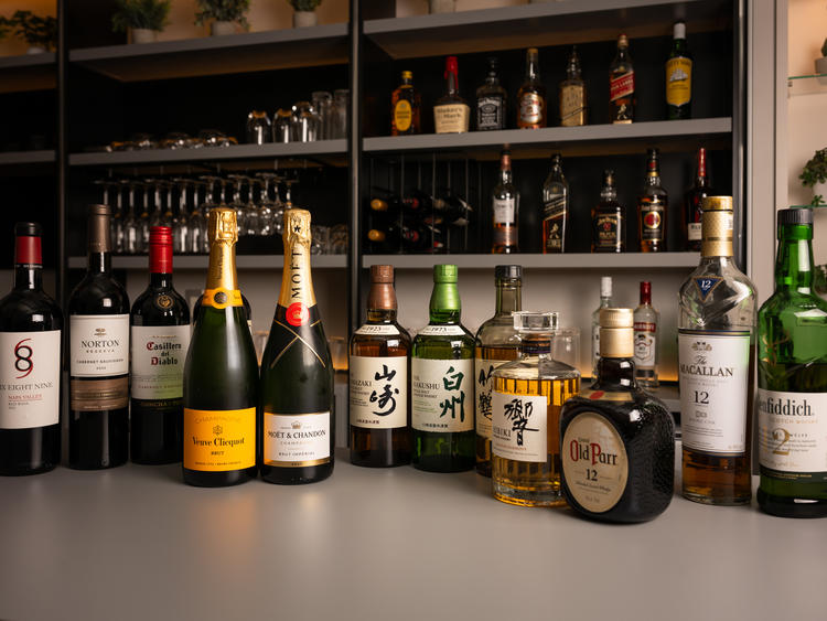 スタイリッシュな大人の隠れ家