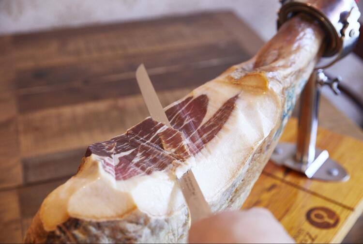 自慢の生ハム★食べ比べも大好評♪