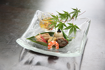 希望に応じて茶道の稽古も◎