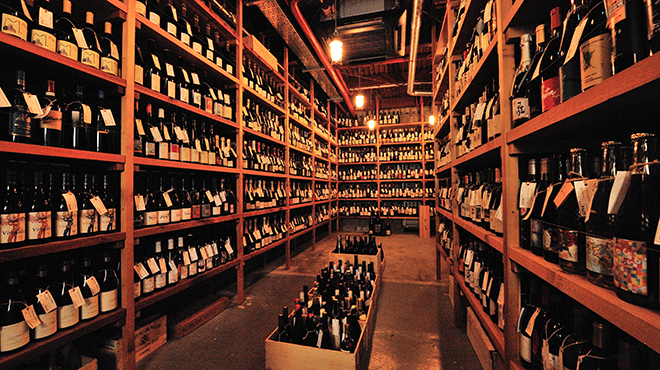 1000種類を超える品揃えの1Fショップ