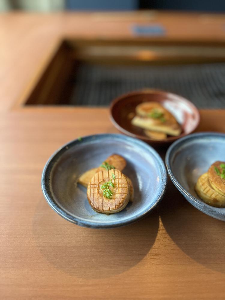 炭火焼コースを支える旬の一品料理