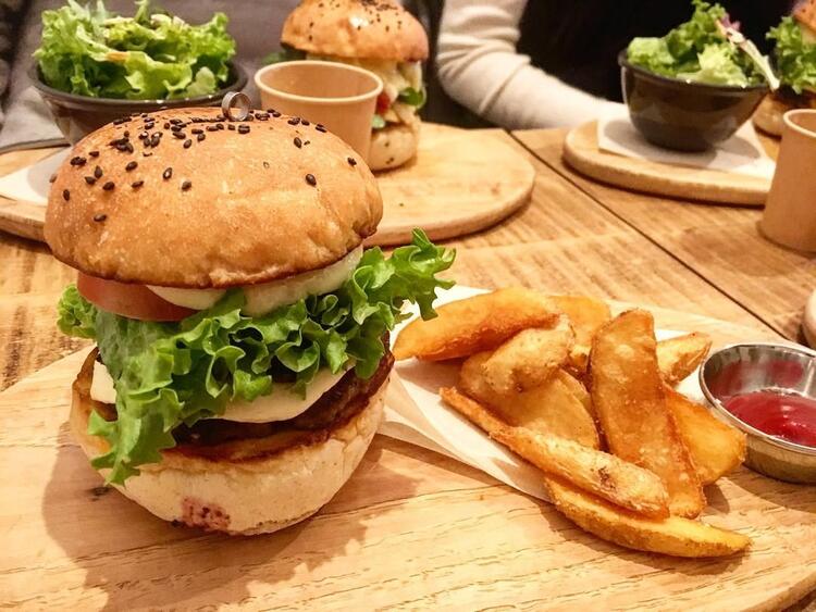 賄い補助制度あり！※既存店写真