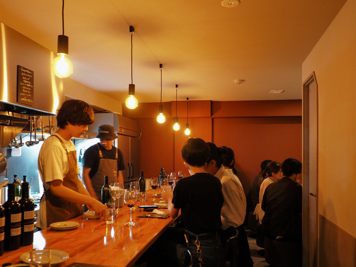 神泉駅から歩いて1分◎入りやすい外観