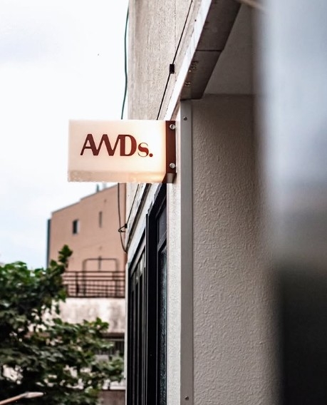 看板が目印です！