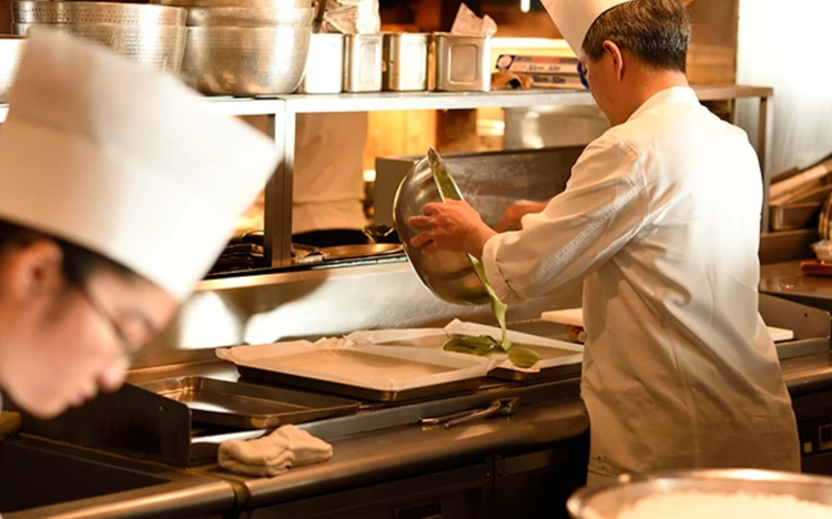 幅広い調理をお任せします！