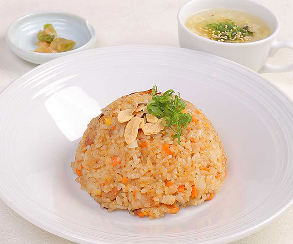 ジャンル問わずさまざまなメニューを展開