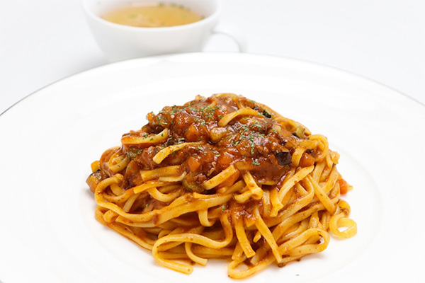 ジャンル問わずさまざまなメニューを展開