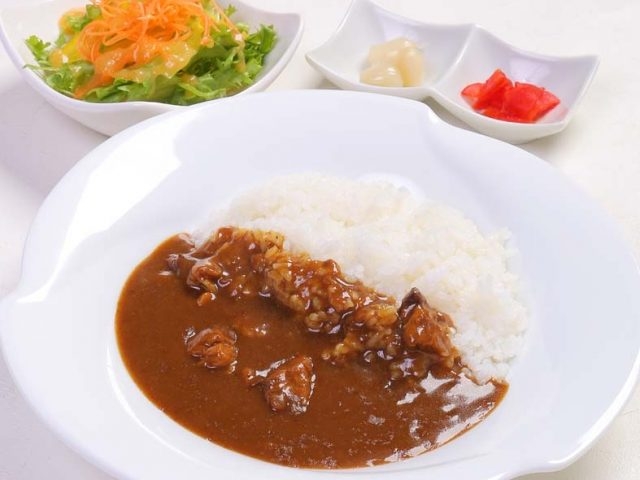 和・洋・中さまざまな料理をご提供！