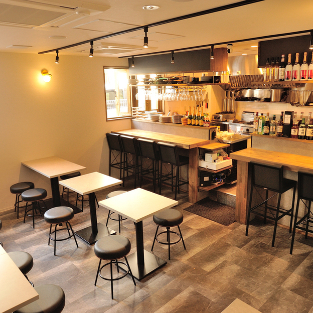 20～30代のスタッフが店舗を動かす中心