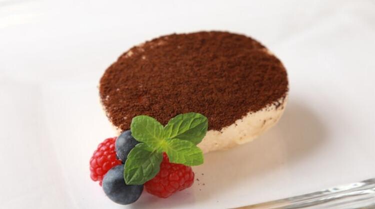 前菜からドルチェまでの調理をお任せ◎