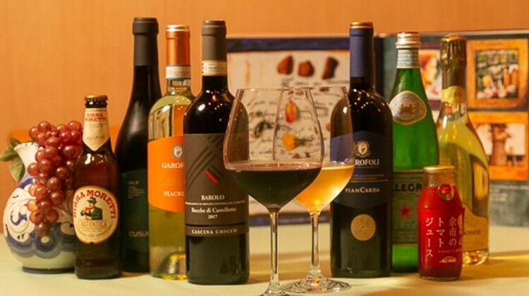 ワインも豊富に取り揃えています。