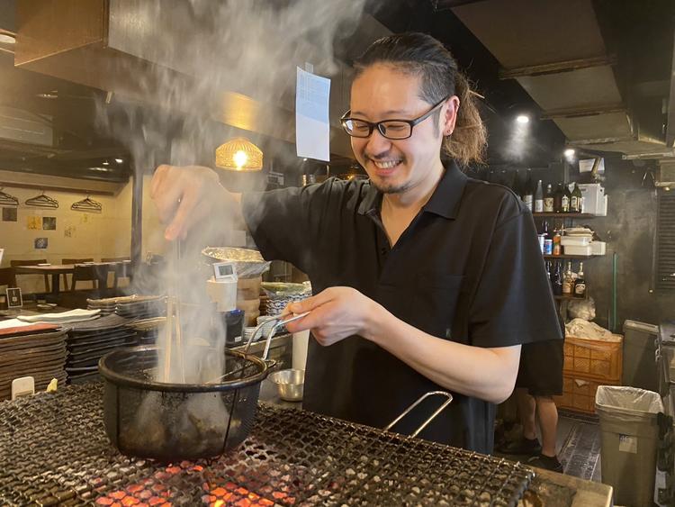 焼師が焼き上げる!魅力の炭焼きも学べる