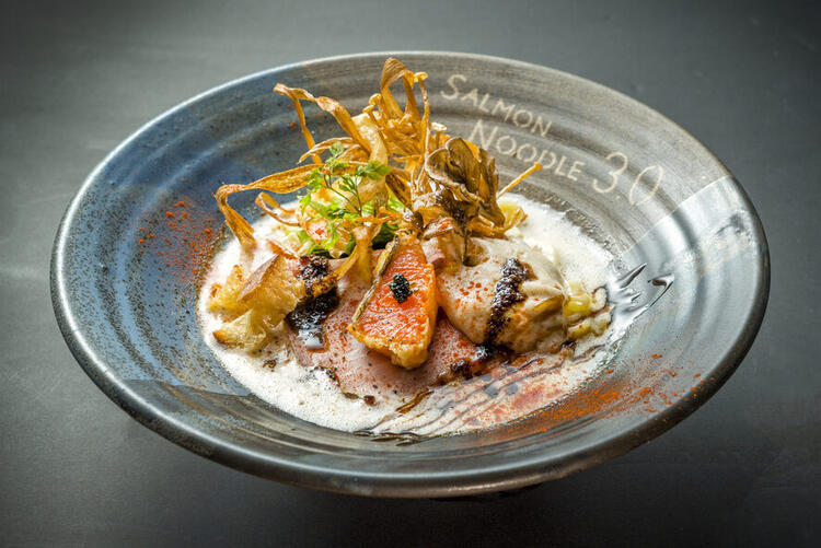 ＼新感覚“フレンチ×ラーメン”誕生