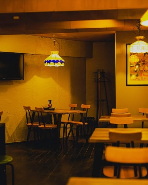 温かみのある店内