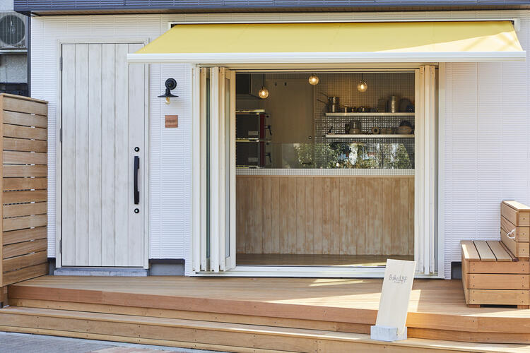 路面店となる本店の外観※本店画像