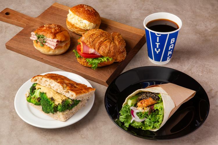 こだわりのパンにスタッフも虜に！