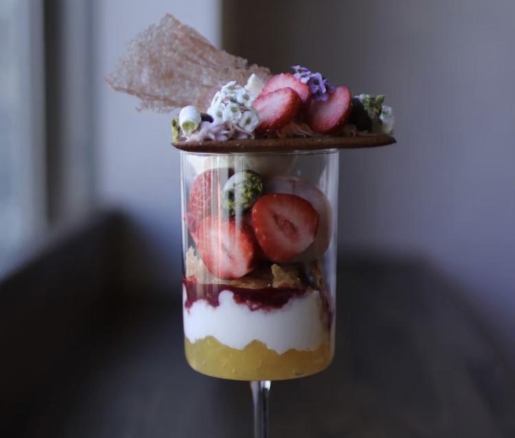 季節で替わる人気のパフェメニュー