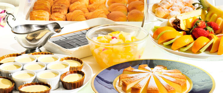 和洋約30種類の豊富なメニュー！