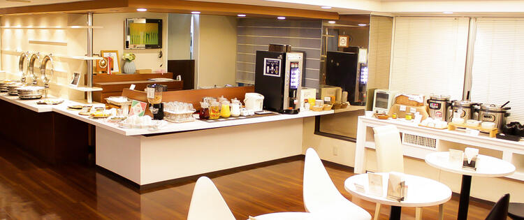 和洋約40種類の豊富なメニュー！