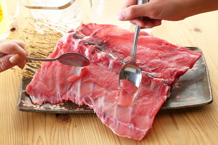 数量限定の「骨付きまぐろ」★