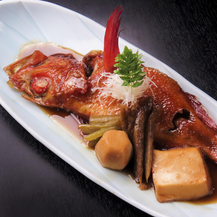 和洋折衷、バラエティ豊かな料理をご提供◎