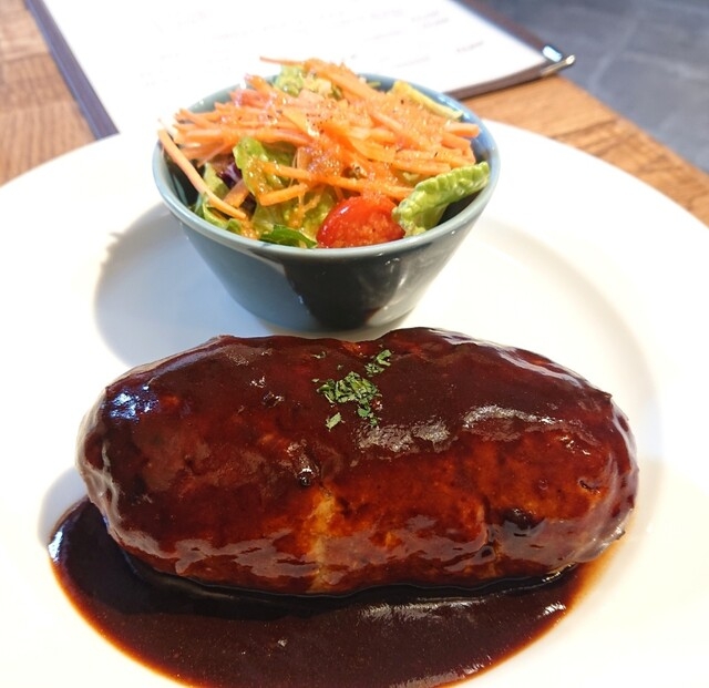 既存店では個性豊かなメンバーが活躍中！