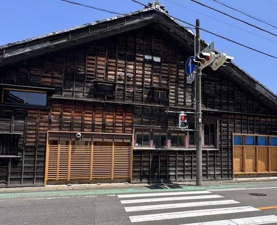 登録有形文化財の町屋「眞野家住宅」