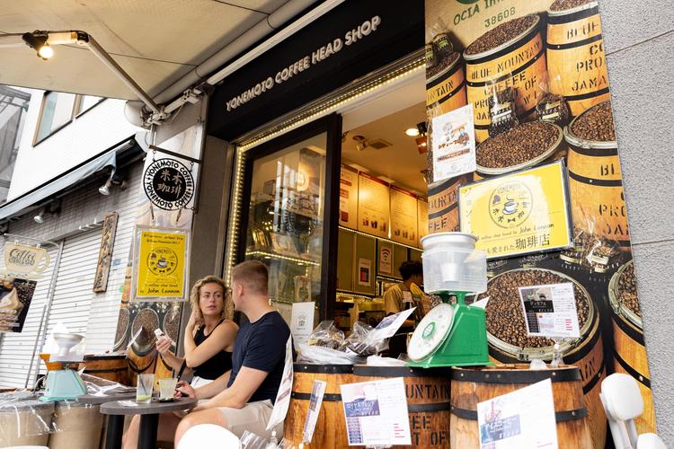 １９６０年創業の本店♪