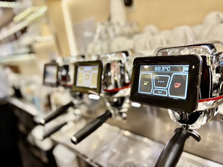 日本に数台しかないエスプレッソマシン♪