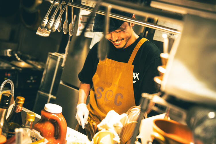 たくさんの出会いがある職場ですよ