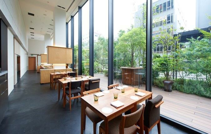 大阪の店舗では久しぶりの求人募集です