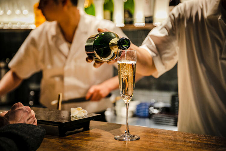 バーのような居心地のよい雰囲気