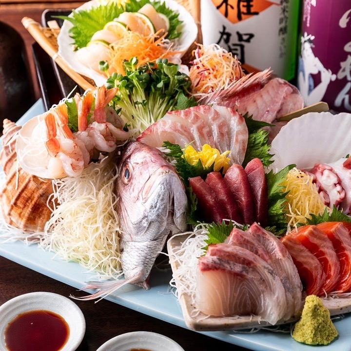 綾瀬駅東口から徒歩1分の好立地☆