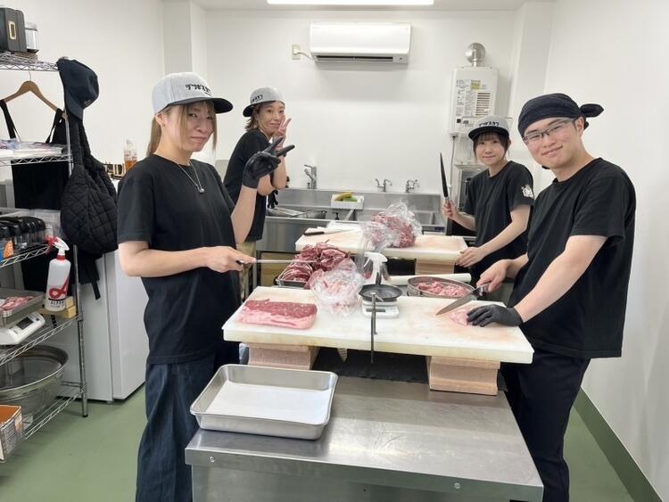 月2万円で入居できる社員寮を完備♪