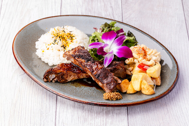 笑顔でお客様をご案内◎