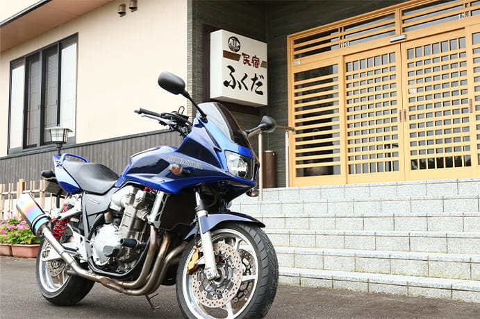 バイク好き御用達の宿で調理スタッフ募集