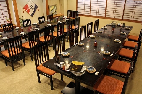 2～25名のお客さま向けの卓席もご用意