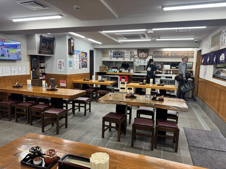 オープンしたての綺麗なお店です★