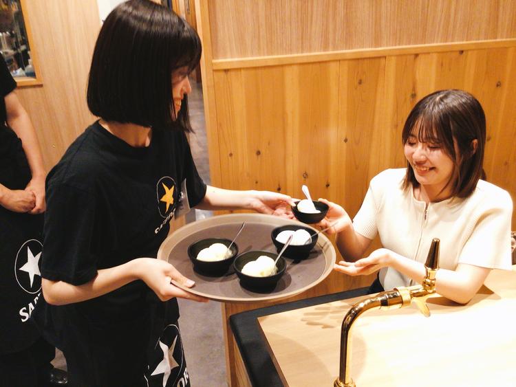 お客様との会話も楽しめます♪