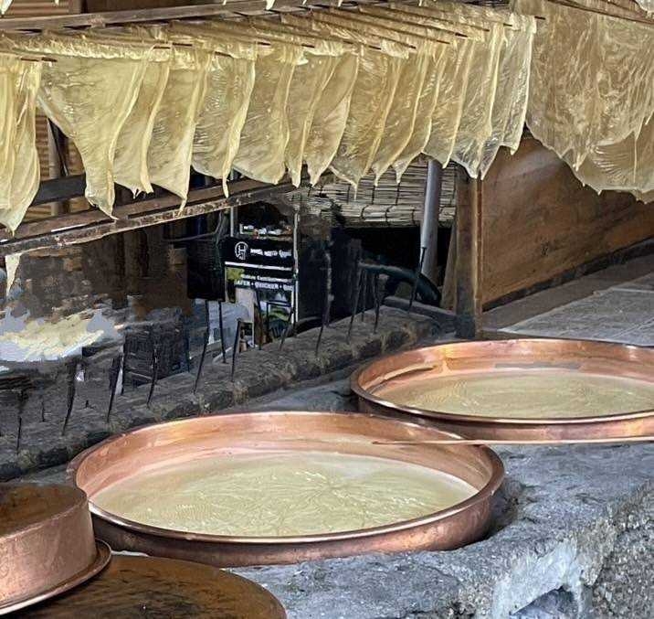 伝統製法を用いた手作り湯葉に挑戦！