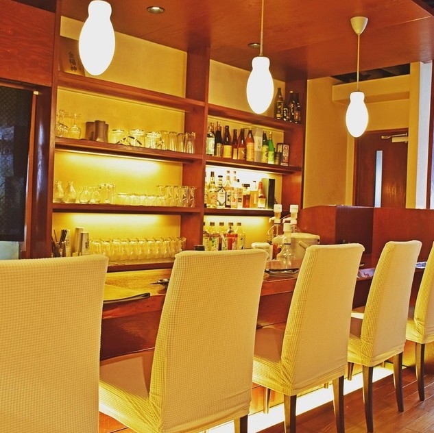 ひげ・ピアスOK★