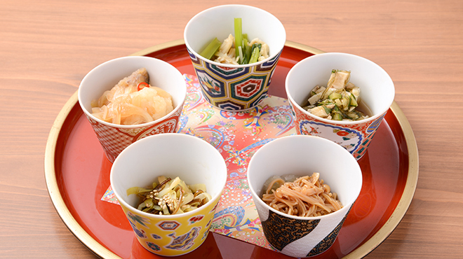 九州の名物料理を多数扱います