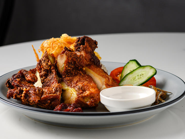 スパイシーフライドチキン